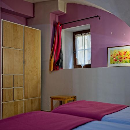 Bed and Breakfast La Vieille Tour Salavas Exterior foto